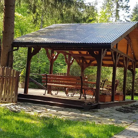 シャレー Krasnal *